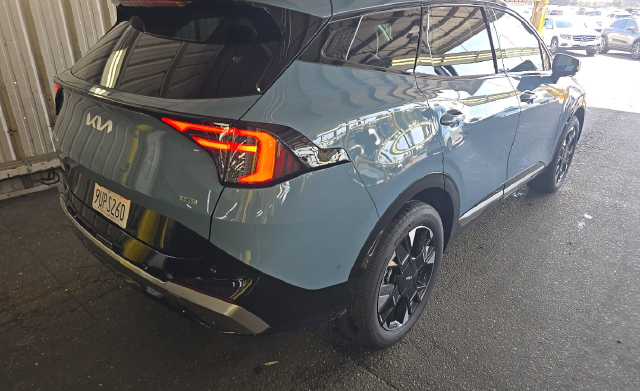 2026 Kia Sportage Hybrid SX Prestige — photo 3 of 8