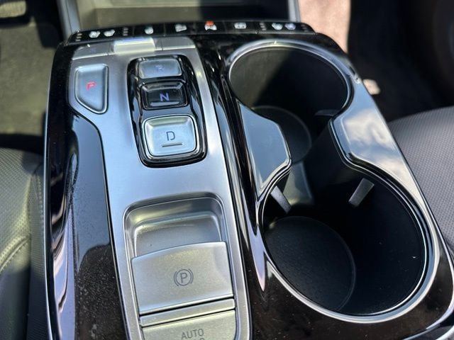 2024 Hyundai Tucson Hybrid Limited — photo 22 of 35