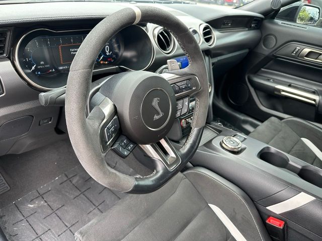 2021 Ford Mustang Shelby GT500 — photo 19 of 33