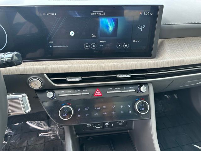 2025 Hyundai Sonata Hybrid Limited — photo 25 of 40