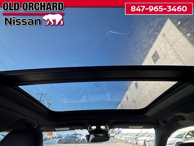 2025 Volvo XC40 B5 Plus Dark Theme — photo 15 of 22