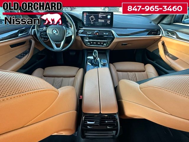 2023 BMW 5 Series 530i xDrive — photo 16 of 24