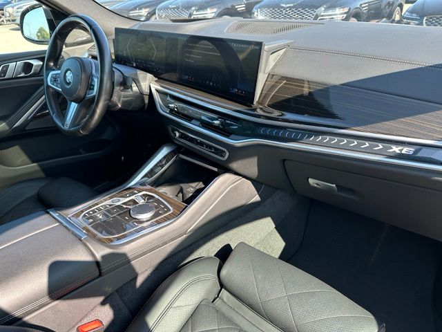 2025 BMW X6 xDrive40i — photo 11 of 29