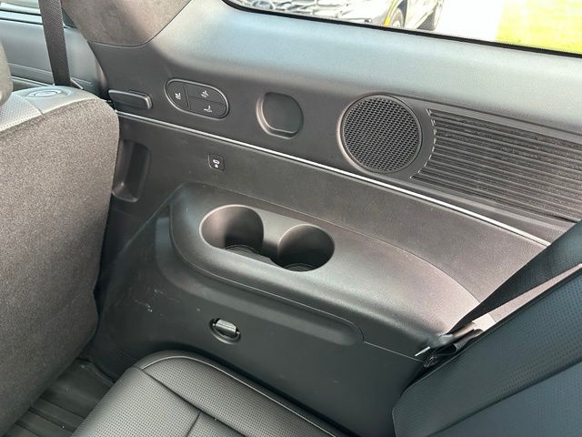 2026 Hyundai Palisade Calligraphy — photo 13 of 43