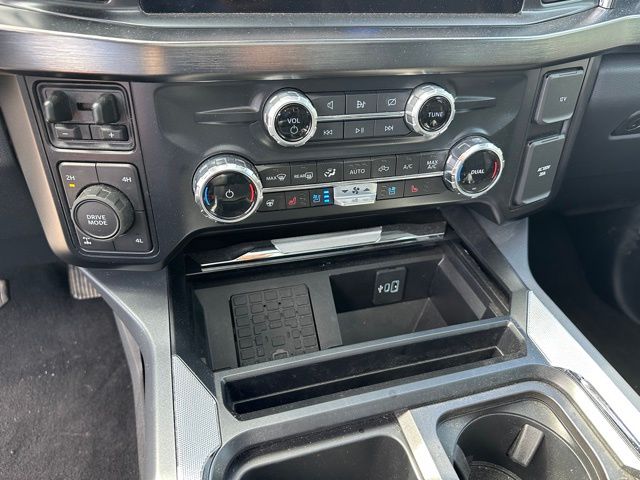 2024 Ford F-250SD Lariat — photo 19 of 33