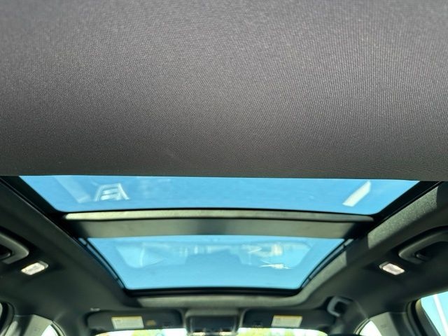 2024 Ford Escape ST-Line — photo 13 of 29