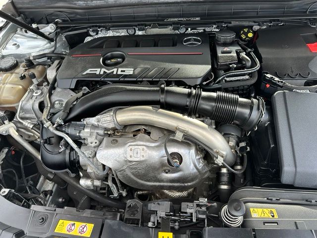 2023 Mercedes-Benz GLB GLB 35 AMG® — photo 22 of 27