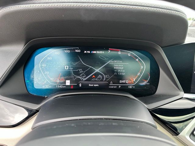 2022 BMW X5 M50i — photo 26 of 49