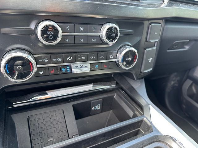 2024 Ford F-250SD Lariat — photo 20 of 33