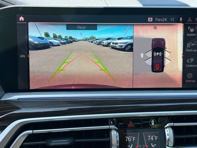 2021 BMW X7 M50i — photo 26 of 31