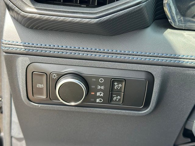 2024 Ford Mustang Dark Horse — photo 18 of 27