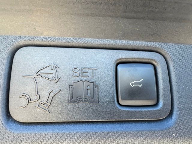 2023 Ford Mustang Mach-E GT — photo 11 of 33