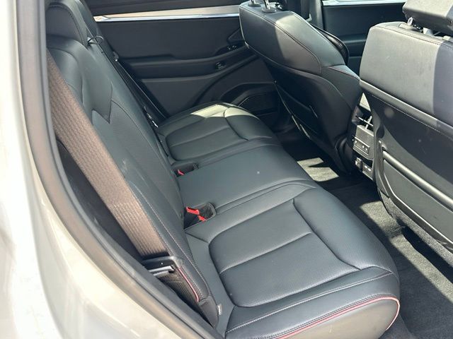 2024 Jeep Wagoneer S Launch Edition — photo 13 of 34