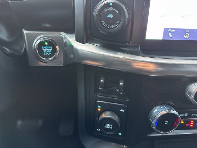 2023 Ford F-150 Lariat — photo 20 of 37