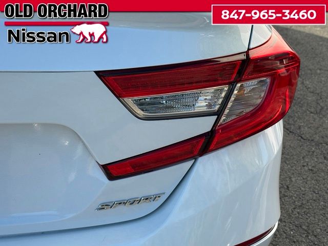 2018 Honda Accord Sport — photo 9 of 21