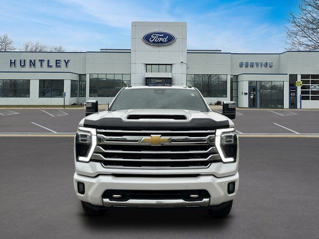 2024 Chevrolet Silverado 2500HD High Country — photo 3 of 53