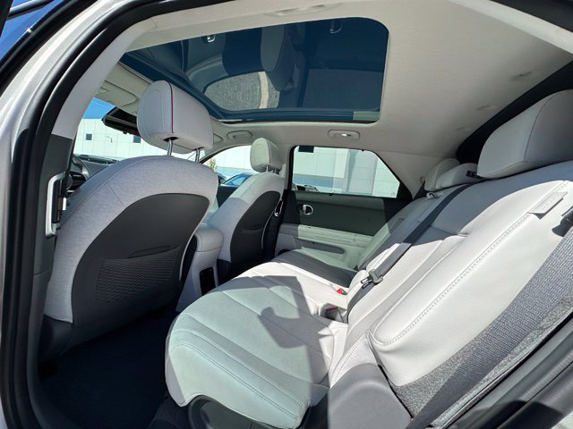 2024 Hyundai IONIQ 5 Limited — photo 16 of 41
