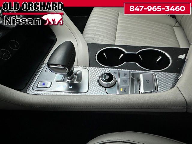 2023 Genesis G70 3.3T — photo 15 of 20