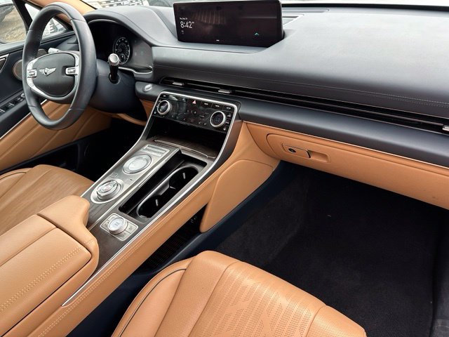 2022 Genesis GV80 2.5T — photo 10 of 39