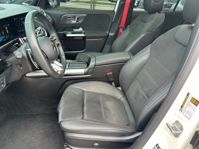 2025 Mercedes-Benz GLA GLA 35 AMG — photo 18 of 30