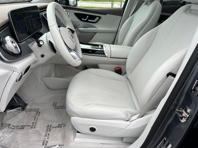 2023 Mercedes-Benz EQE 350 SUV — photo 18 of 30