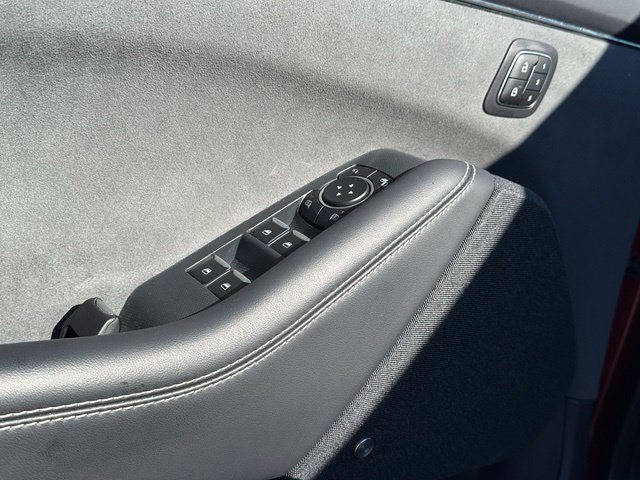 2024 Ford Mustang Mach-E GT — photo 17 of 32