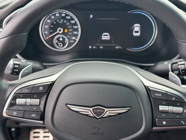 2025 Genesis G70 3.3T Sport Advanced — photo 28 of 31