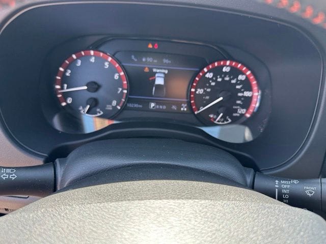 2025 Nissan Frontier PRO-4X — photo 26 of 43
