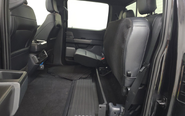 2024 Ford F-150 XLT — photo 9 of 10