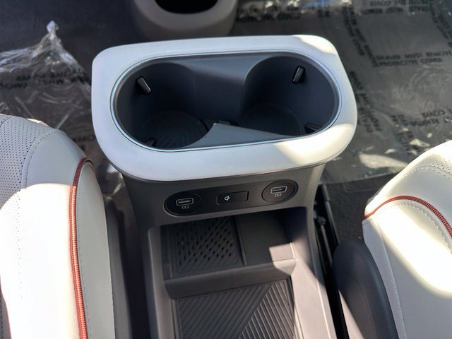 2024 Hyundai IONIQ 5 Limited — photo 25 of 41