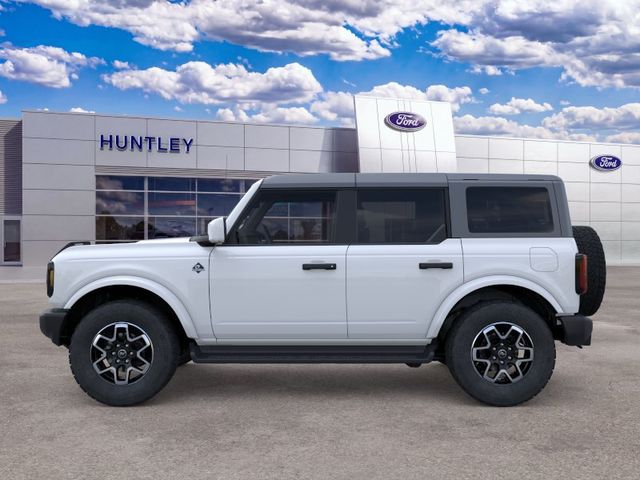 2026 Ford Bronco Outer Banks — photo 3 of 57