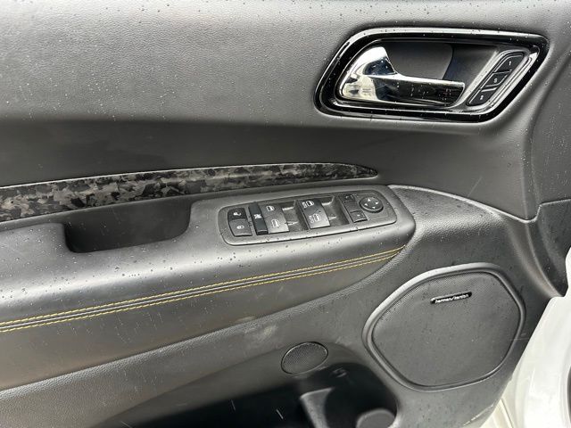 2023 Dodge Durango R/T — photo 19 of 27