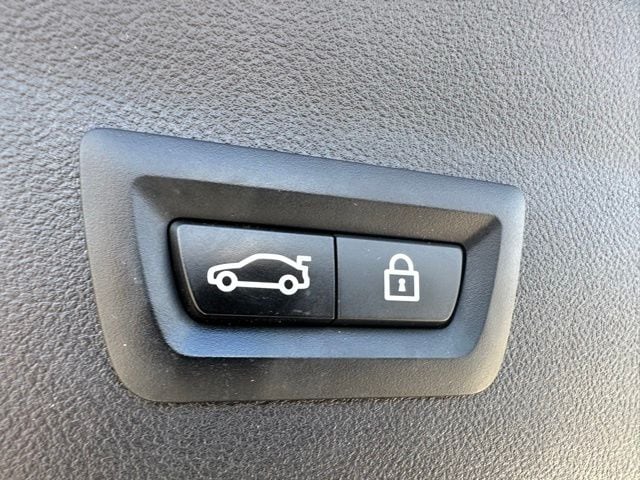 2022 BMW X4 xDrive30i — photo 10 of 28