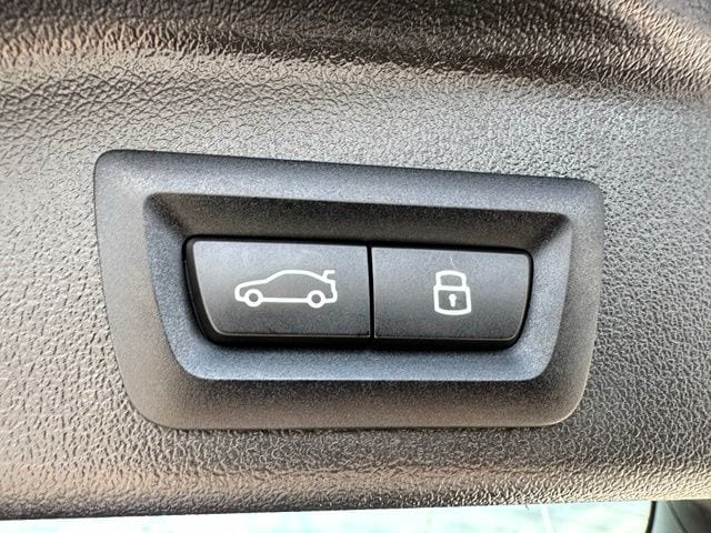 2025 BMW X5 xDrive40i — photo 14 of 31
