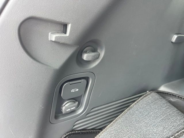2024 Kia EV9 Land — photo 16 of 45