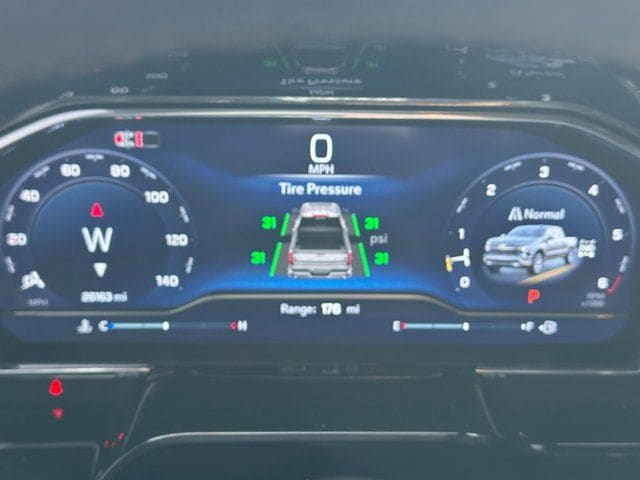 2024 Chevrolet Silverado 1500 RST — photo 23 of 24