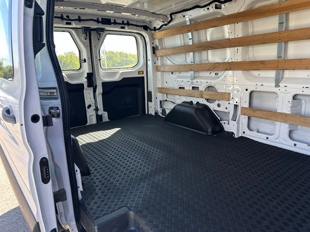 2025 Ford Transit-250 Base — photo 10 of 22