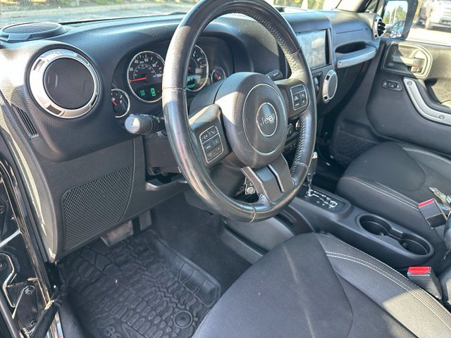 2016 Jeep Wrangler Unlimited Sahara — photo 19 of 25