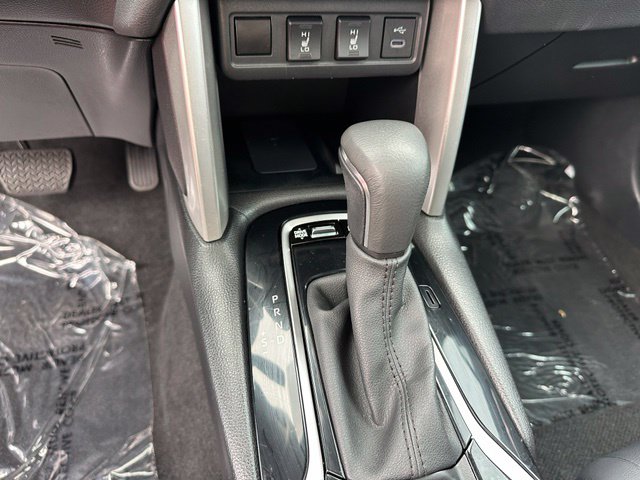 2023 Toyota Corolla Cross Hybrid XSE — photo 25 of 31