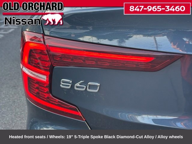 2024 Volvo S60 B5 Core Dark Theme — photo 9 of 24