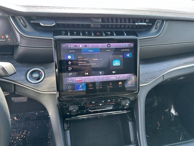 2023 Jeep Grand Cherokee Limited — photo 25 of 37