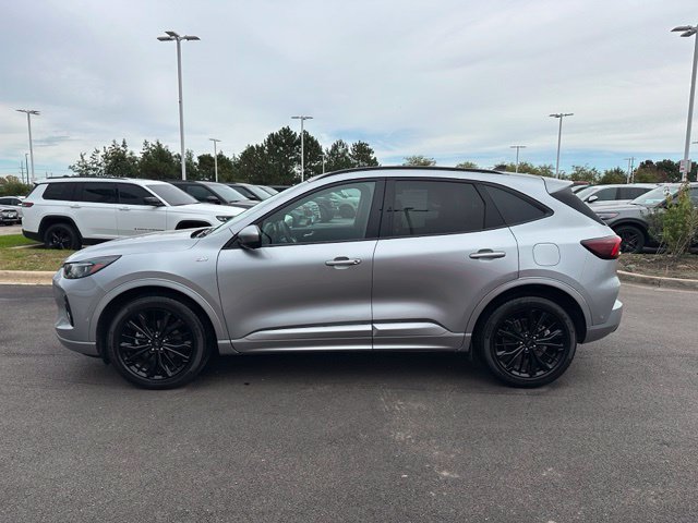 2023 Ford Escape ST-Line Elite — photo 6 of 31
