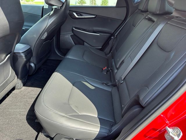 2023 Kia EV6 Wind — photo 14 of 38