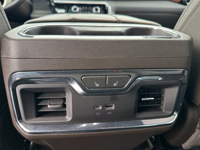 2023 GMC Sierra 1500 Denali — photo 17 of 34