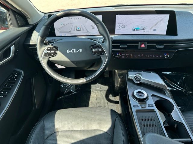 2023 Kia EV6 Wind — photo 15 of 38