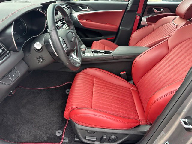 2025 Genesis G70 3.3T Sport Advanced — photo 18 of 31