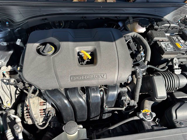 2023 Kia Forte LXS — photo 7 of 30