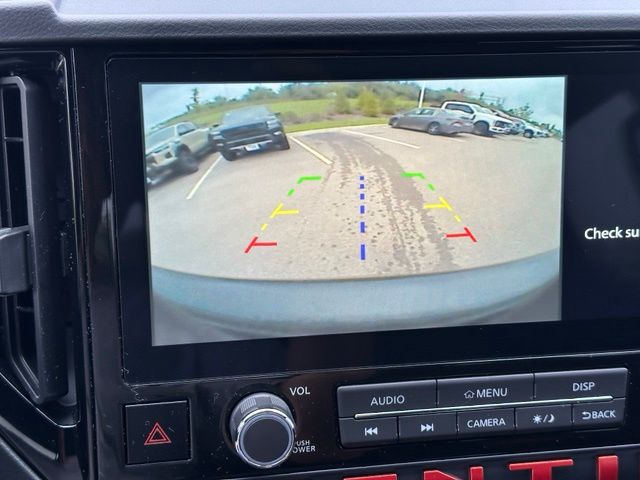 2025 Nissan Frontier PRO-4X — photo 41 of 43