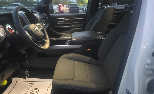 2025 Ram 1500 Big Horn/Lone Star — photo 5 of 9