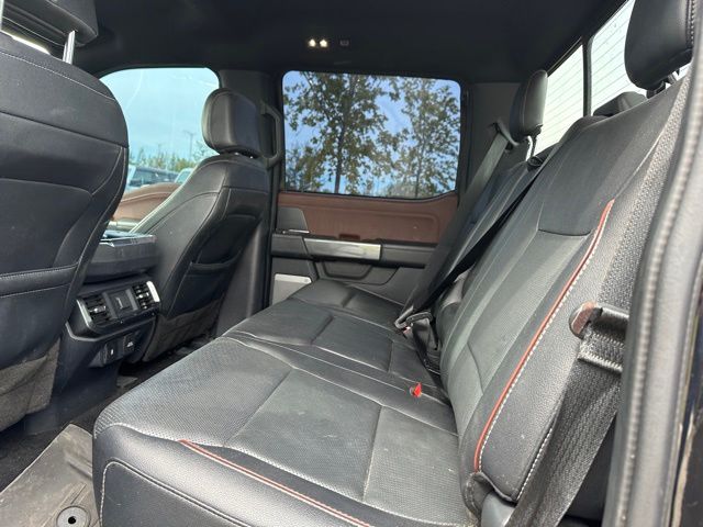 2022 Ford F-150 Lariat — photo 9 of 21